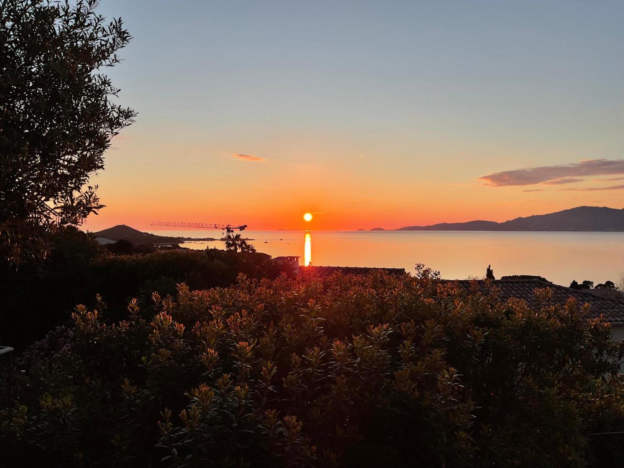 Pietrosella Maison En Bord De Mer - Casa L'Albitronuヴィラ エクステリア 写真